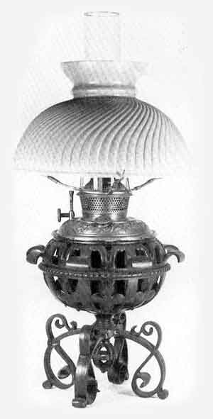 photo of B & H wrought iron lamp, 1892-1905